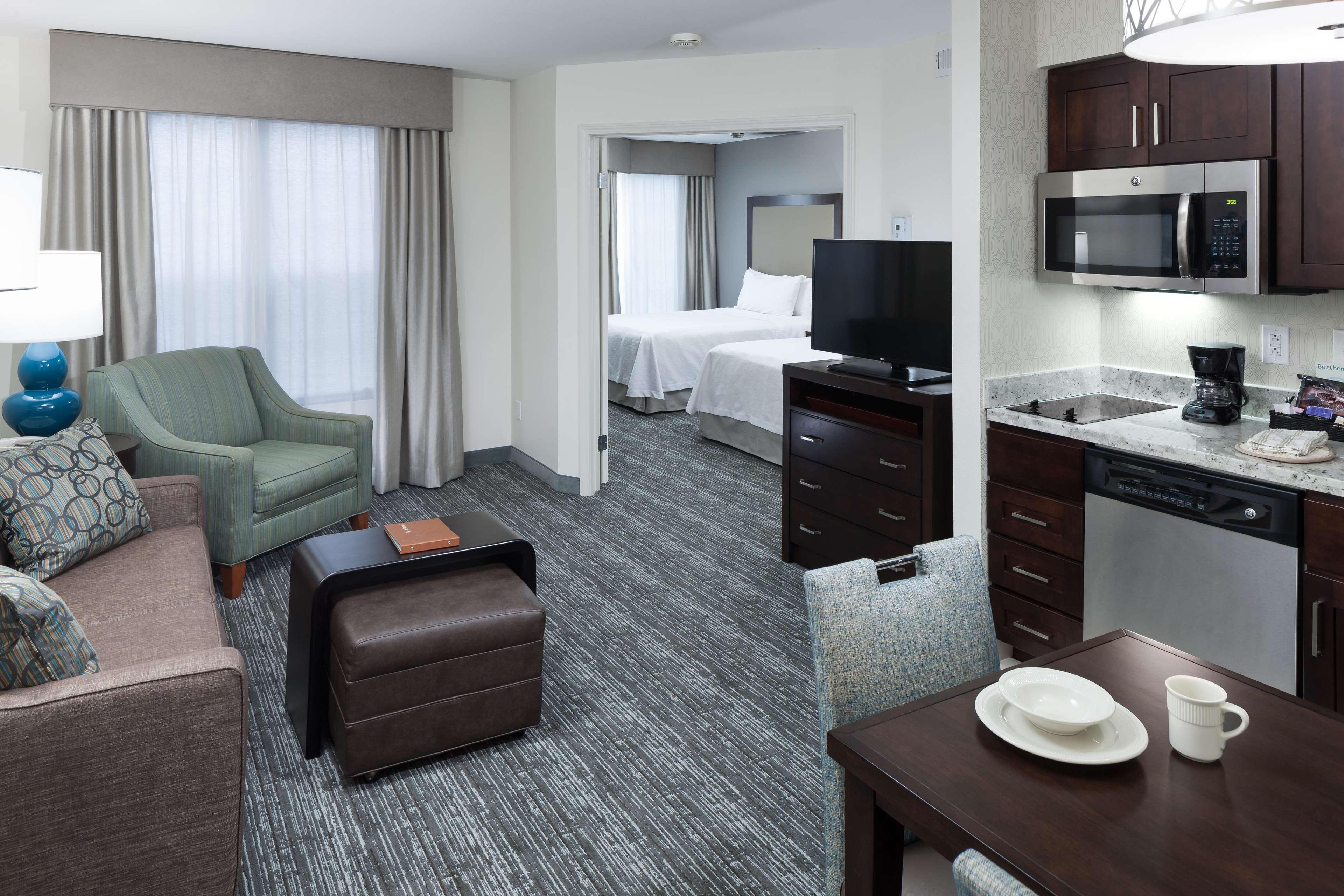 โฮมวูด สวีท ซีแอตเทิล ทาโคมา แอร์พอร์ต ทัควิลา Hotel ภายนอก รูปภาพ